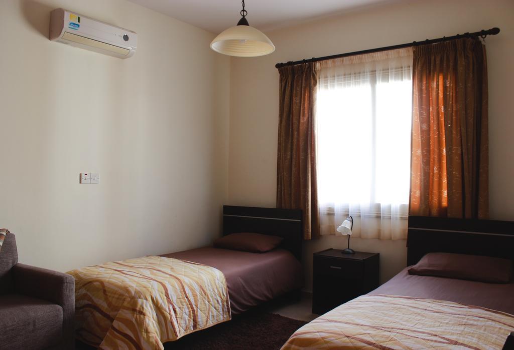 King'S Gardens Apartment Pafos Exterior foto